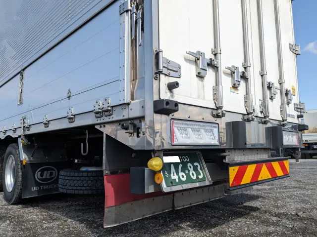 ＵＤ クオン 2PG-CG5CA(8x4)の写真7