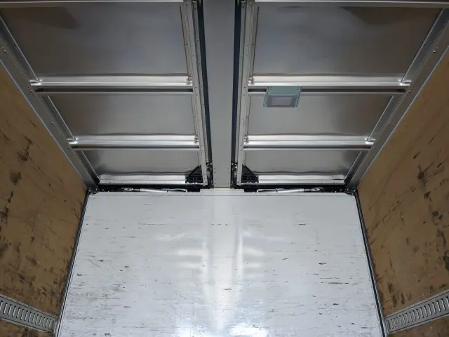 ＵＤ クオン 2PG-CG5CA(8x4)の写真14