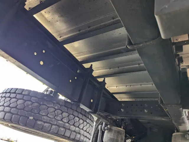 ＵＤ クオン 2PG-CG5CA(8x4)の写真34