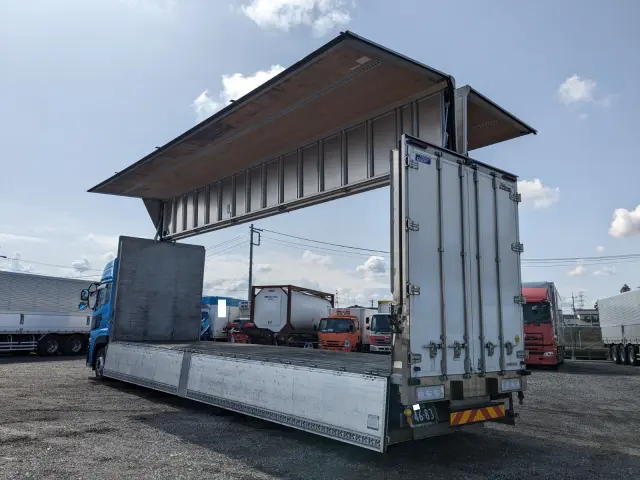 ＵＤ クオン 2PG-CG5CA(8x4)の写真37