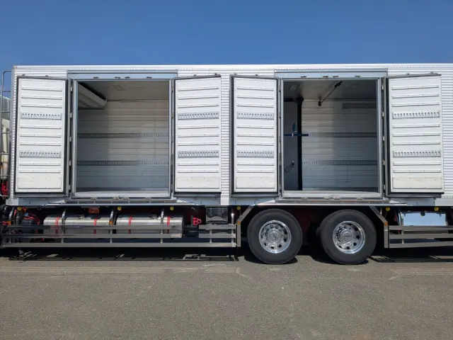 三菱 スーパーグレート 2PG-FU74HZ(6x2)の写真30