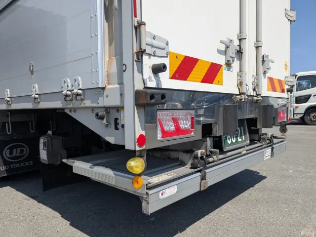 ＵＤ クオン 2PG-CG5CA(8x4)の写真5