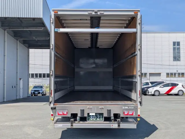 ＵＤ クオン 2PG-CG5CA(8x4)の写真8