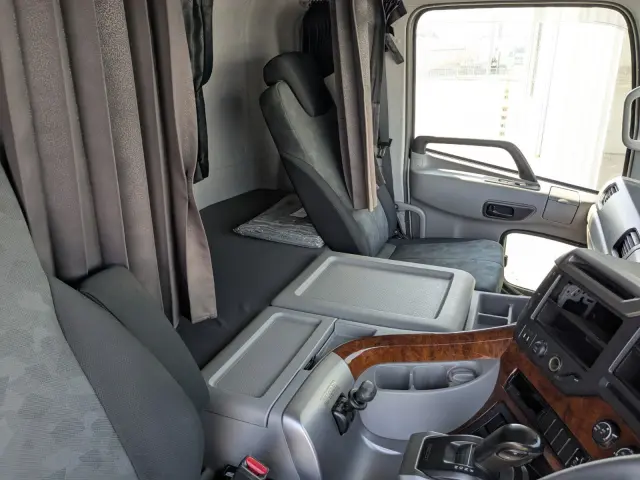 ＵＤ クオン 2PG-CG5CA(8x4)の写真27