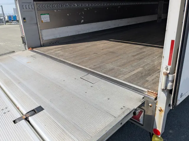 ＵＤ クオン 2PG-CG5CA(8x4)の写真39