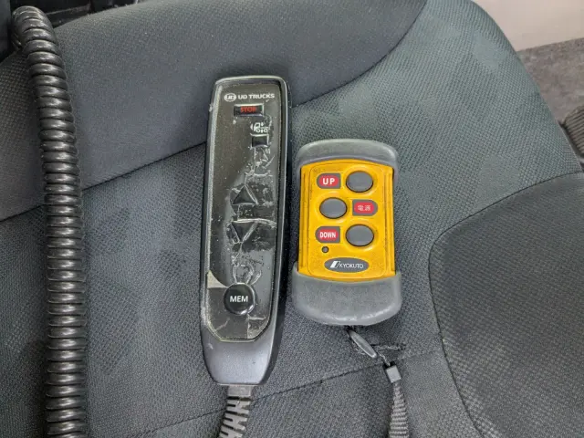 ＵＤ クオン 2PG-CG5CA(8x4)の写真43