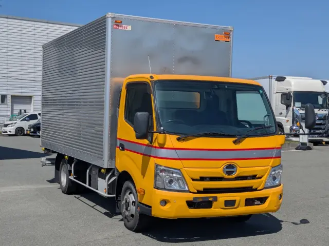 日野 デュトロ 2RG-XZU712M(2WD)の写真2