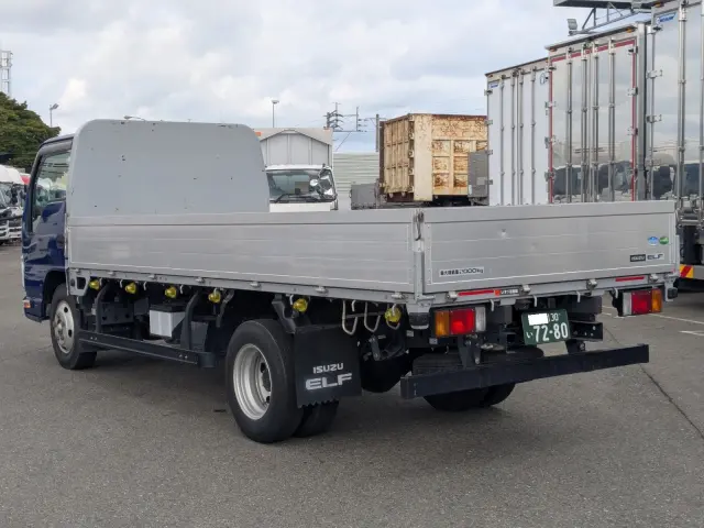 いすゞ エルフ TRG-NKR85AR(2WD)の写真4