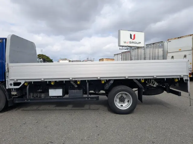 いすゞ エルフ TRG-NKR85AR(2WD)の写真16