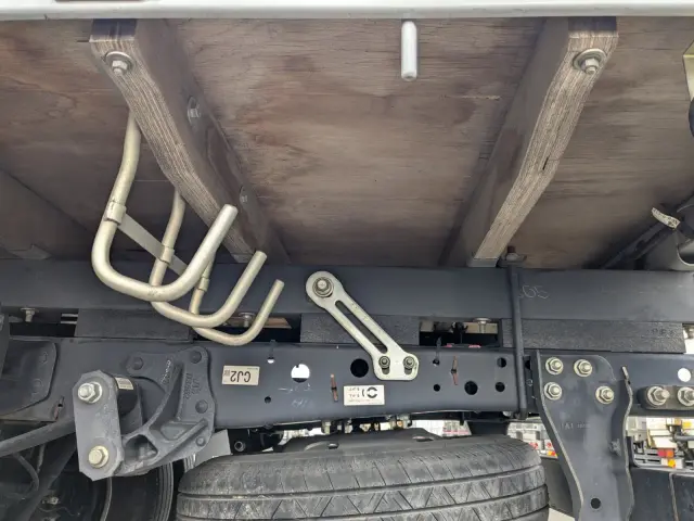 いすゞ エルフ TRG-NKR85AR(2WD)の写真20