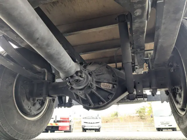 いすゞ エルフ TRG-NKR85AR(2WD)の写真21