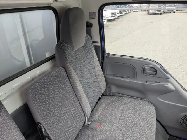 いすゞ エルフ TRG-NKR85AR(2WD)の写真27