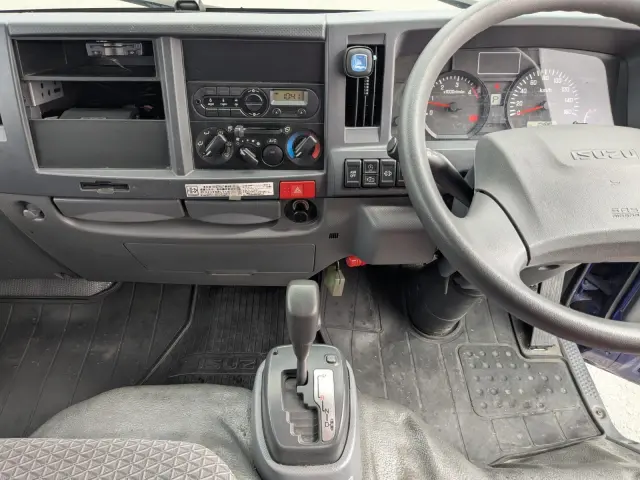 いすゞ エルフ TRG-NKR85AR(2WD)の写真28