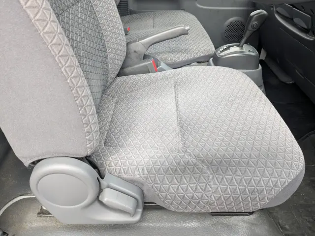 いすゞ エルフ TRG-NKR85AR(2WD)の写真34