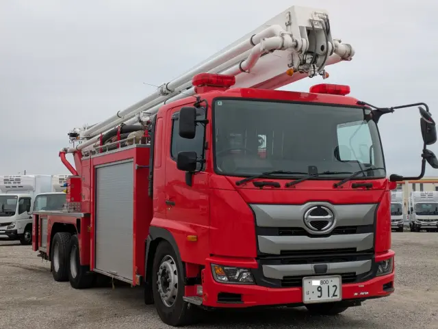 日野 プロフィア 2DG-FR1AJA(6x2)の写真2