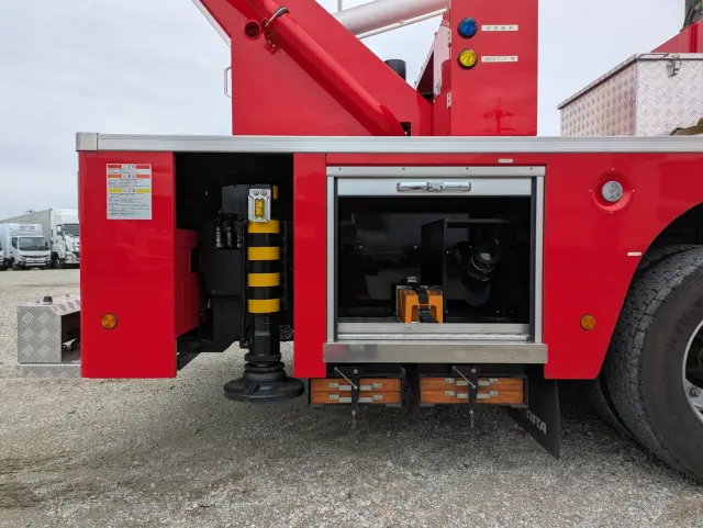 日野 プロフィア 2DG-FR1AJA(6x2)の写真18