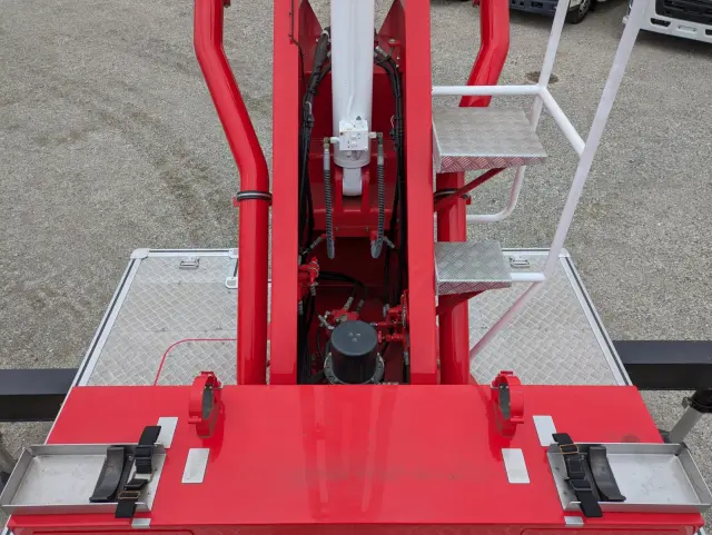 日野 プロフィア 2DG-FR1AJA(6x2)の写真30