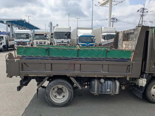 いすゞ エルフ TPG-NJR85AD(2WD)の写真12