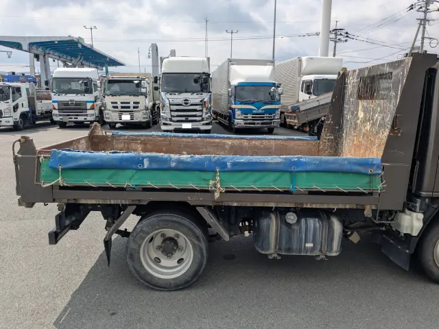 いすゞ エルフ TPG-NJR85AD(2WD)の写真14