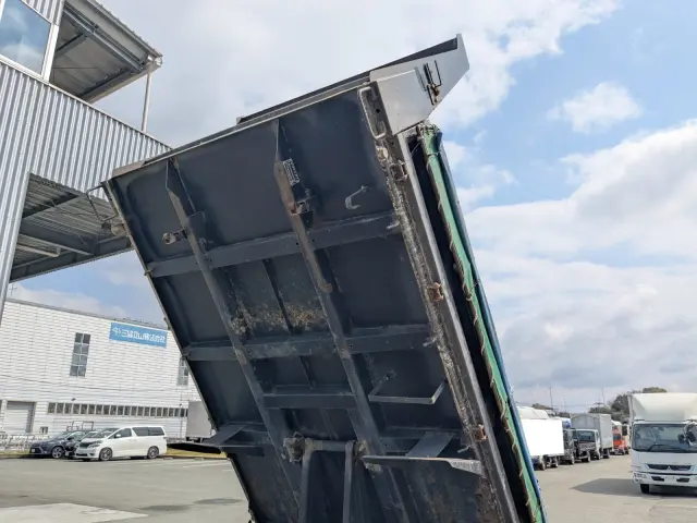 いすゞ エルフ TPG-NJR85AD(2WD)の写真17