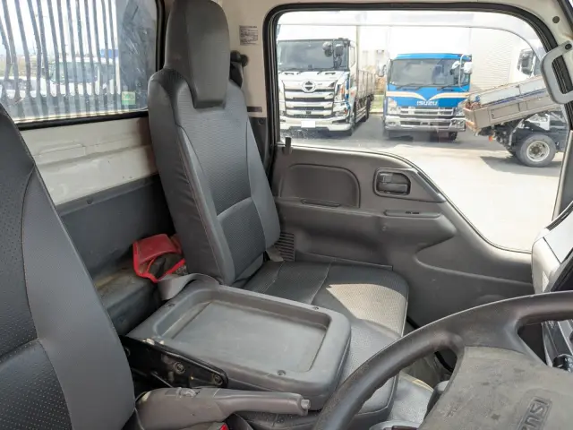 いすゞ エルフ TPG-NJR85AD(2WD)の写真27