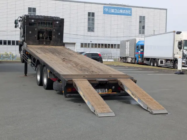 ＵＤ クオン QKG-CW5ZL(6x4)の写真17