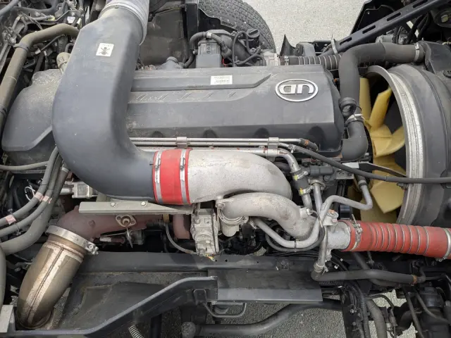 ＵＤ クオン QKG-CW5ZL(6x4)の写真37