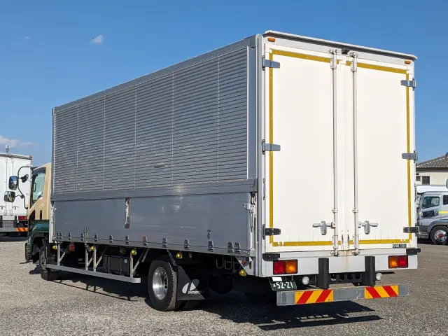 いすゞ フォワード TKG-FRR90S2(2WD)の写真3