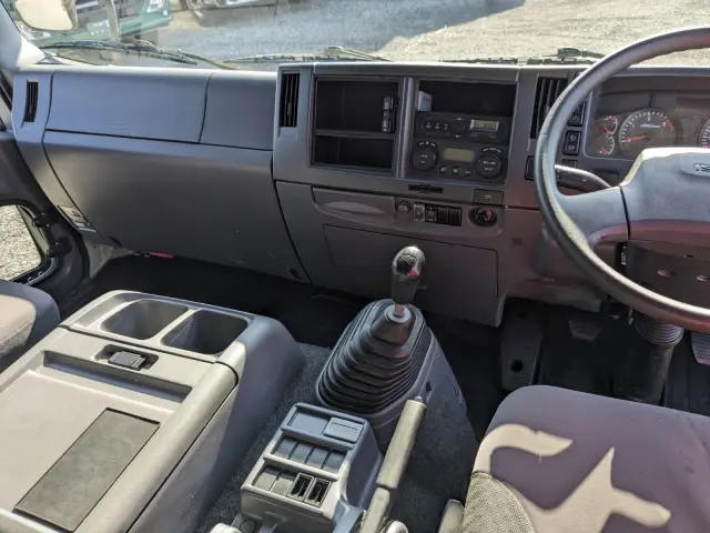 いすゞ フォワード TKG-FRR90S2(2WD)の写真27