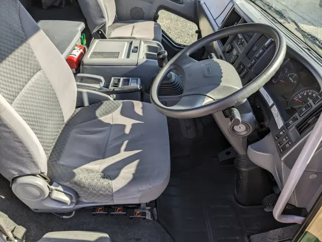 いすゞ フォワード TKG-FRR90S2(2WD)の写真28