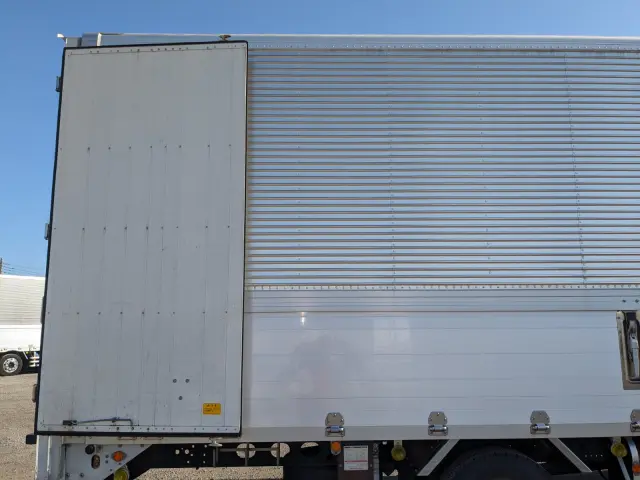 いすゞ フォワード TKG-FRR90S2(2WD)の写真31