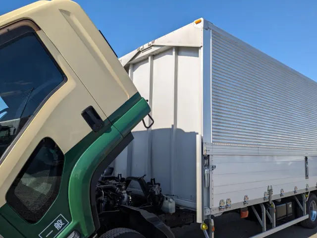 いすゞ フォワード TKG-FRR90S2(2WD)の写真45