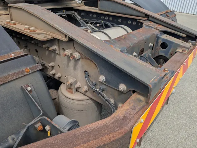 日野 プロフィア QPG-SH1EDDGの写真9