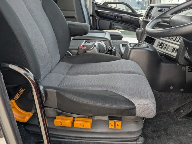 日野 プロフィア QPG-SH1EDDGの写真28