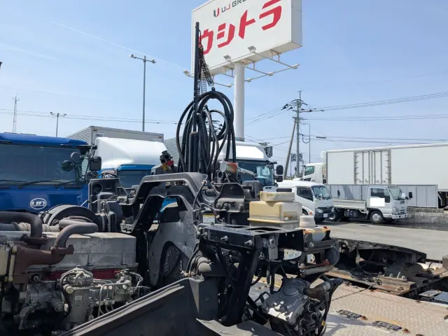 日野 プロフィア QPG-SH1EDDGの写真32