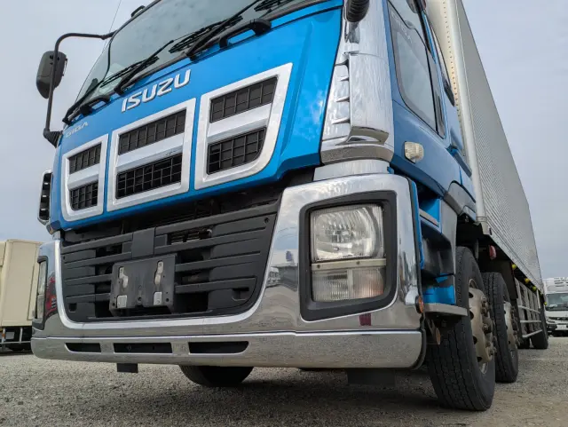 いすゞ ギガ QKG-CXE77A(その他)の写真5