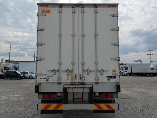 いすゞ ギガ QKG-CXE77A(その他)の写真10