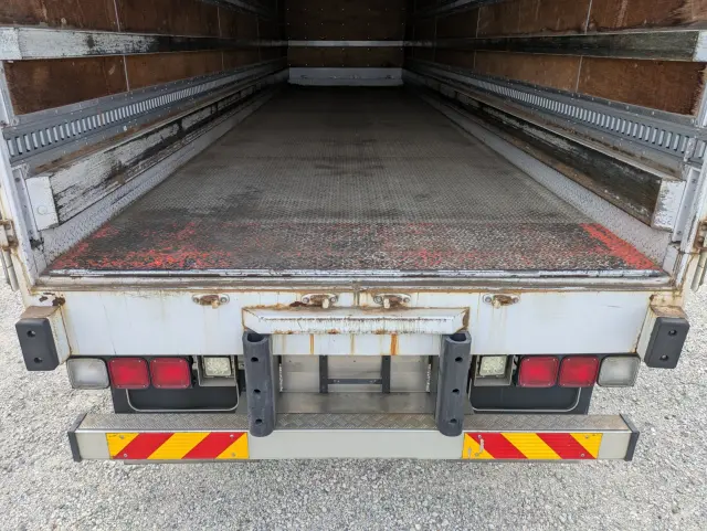 いすゞ ギガ QKG-CXE77A(その他)の写真13