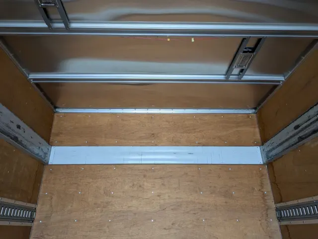 いすゞ ギガ QKG-CXE77A(その他)の写真15