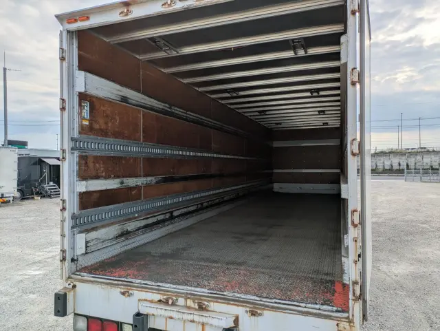 いすゞ ギガ QKG-CXE77A(その他)の写真18