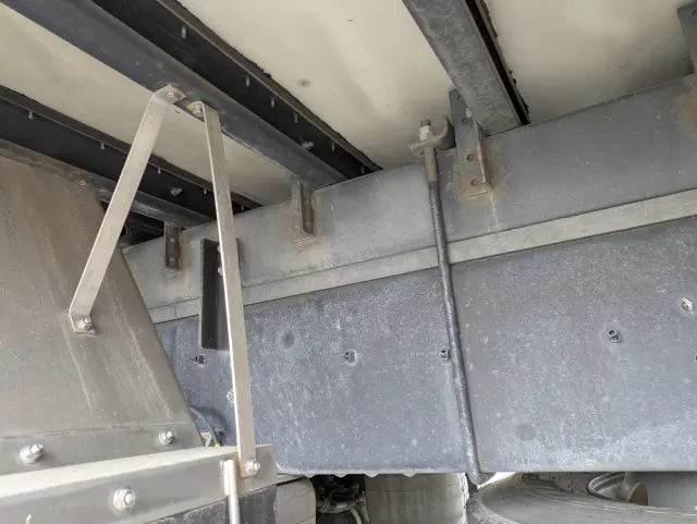 いすゞ ギガ QKG-CXE77A(その他)の写真20