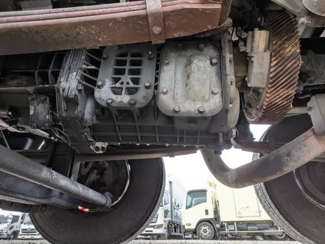 いすゞ ギガ QKG-CXE77A(その他)の写真23