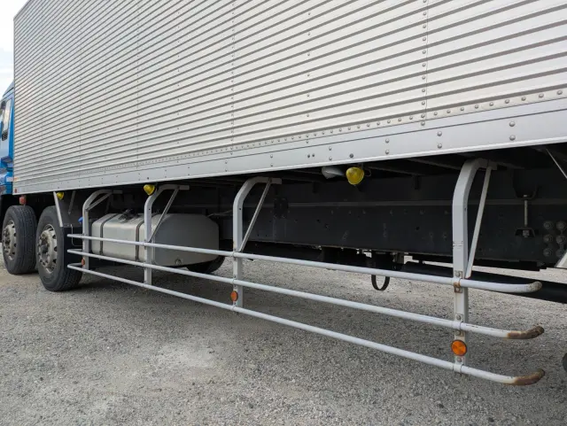 いすゞ ギガ QKG-CXE77A(その他)の写真27