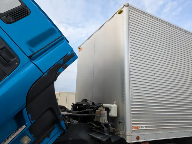 いすゞ ギガ QKG-CXE77A(その他)の写真40