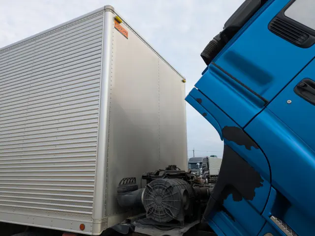 いすゞ ギガ QKG-CXE77A(その他)の写真43