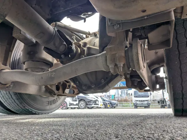 日野 プロフィア QPG-SH1EDDG(2WD)の写真9