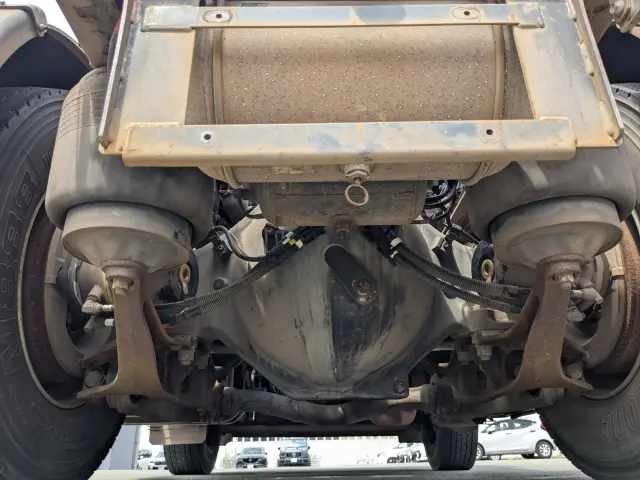 日野 プロフィア QPG-SH1EDDG(2WD)の写真11