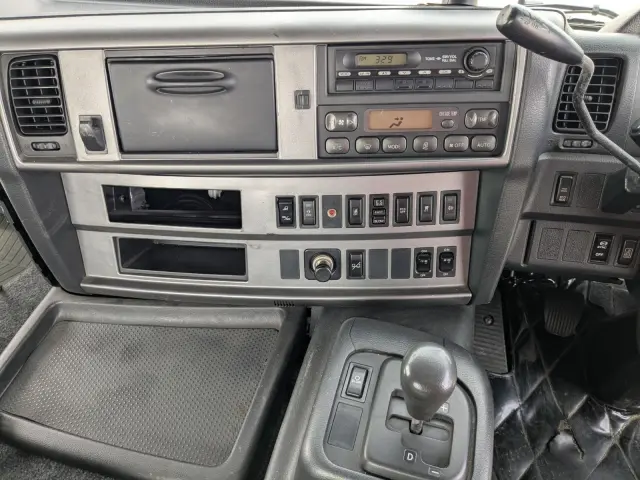 日野 プロフィア QPG-SH1EDDG(2WD)の写真22