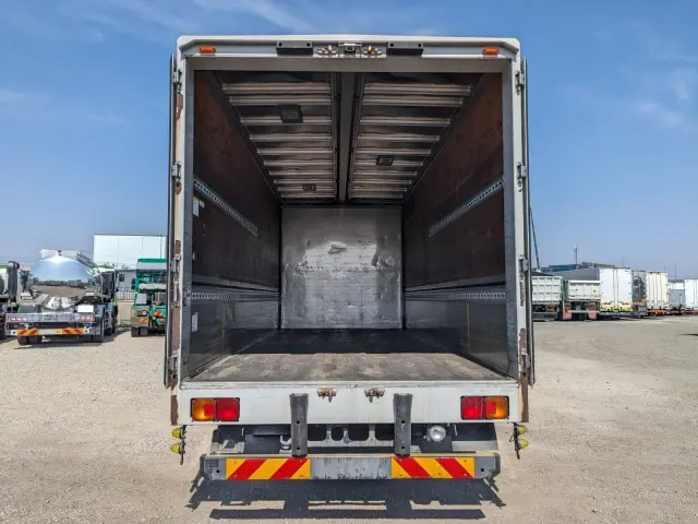 日野 レンジャー TKG-FD9JMAG(2WD)の写真9