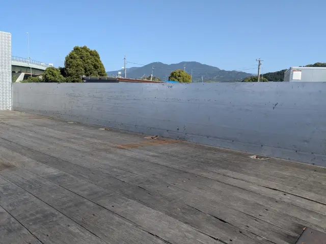 いすゞ フォワード TKG-FRR90S2(2WD)の写真10